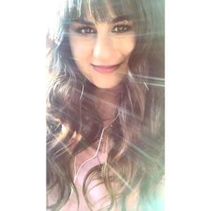 Meet your Posher, Alia